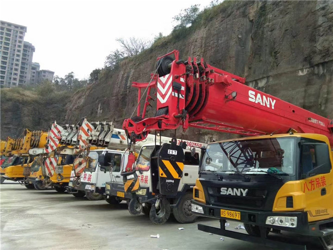 阳江市吊车出租按什么计费？台班费、单次费、里程费怎么算？