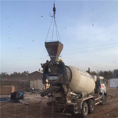 阳江市“精准瞄准”—— 吊车的 “定位导航” 技术