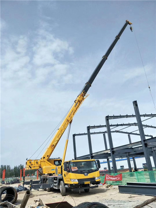 阳江市超高层建筑钢结构吊装案例